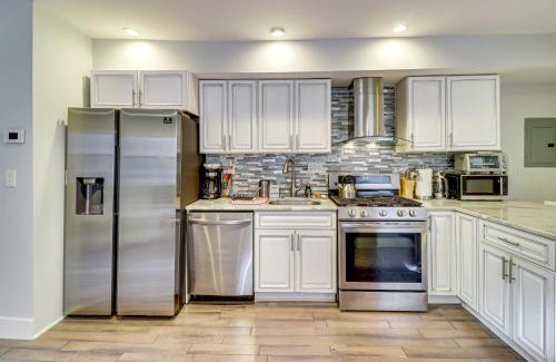 Trinidad Apartment | 3 Mi to National Mall DC Apt with Fenced Yard