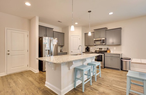 Ocean Isle Beach House | 3 Mi to Sand & Surf: Ocean Isle Beach Retreat!