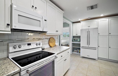 Mount Dora House | 3 min drive to DT Mount Dora!