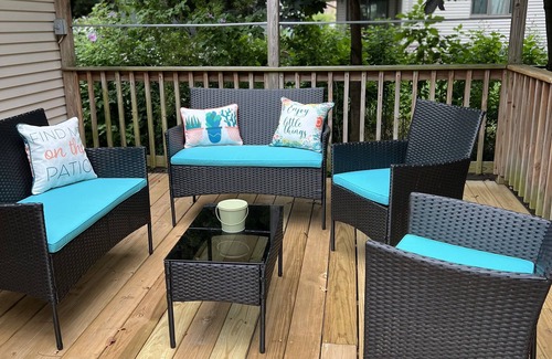Lake Michigan Beach Cottage | 3 minutes to Lake Michigan on Lake Michigan Wine Trail