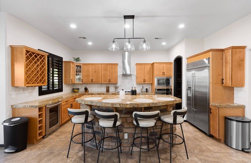 Palm Valley House | 3 Palms Oasis Exclusive Spacious Retreat With Private Pool & Spa