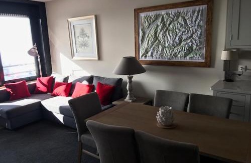 Val Claret Apartment | 3 pièces au pied des pistes avec balcon et WIFI à Tignes - FR-1-449-50