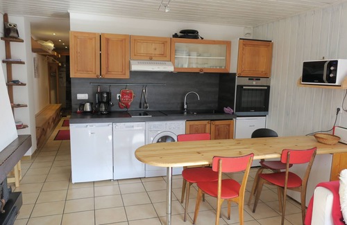 La Salle-les-Alpes Apartment | 3-room apartment with south-facing terrace
