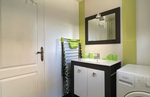 Royan Apartment | 3 room apartment 51 m2 FACE SEA