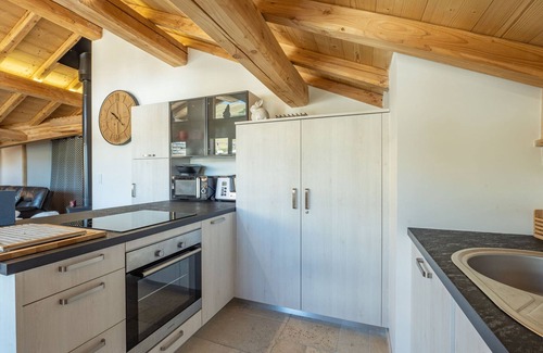 Jeux Apartment | 3-room apartment in Huez center with WIFI