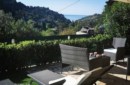 Menton House | 3-room apartment of 80 m2 in a villa with 70 m2 of terrace/garden + jacuzzi