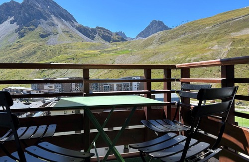 Val Claret Apartment | 3-room renovated S/W, 2 balconies, wifi, shops