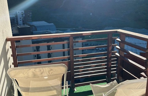 Val Claret Apartment | 3-room renovated S/W, 2 balconies, wifi, shops