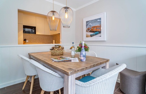 Wenningstedt-Braderup Apartment | 3-room vacation apartment with terrace - only 600 meters to the beach.