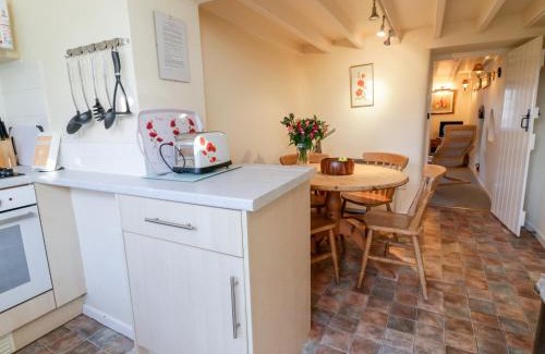 Lansallos House | 3 Rose Cottages