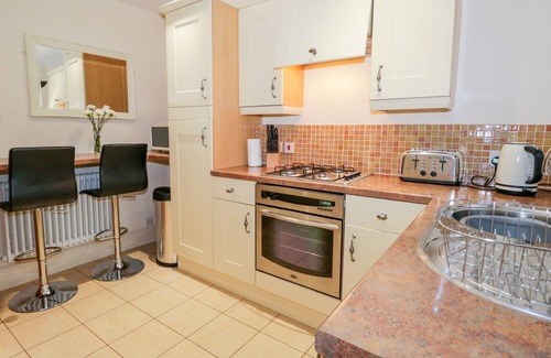 Bardsea Cottage | 3 SCHOOL VIEW, pet friendly, country holiday cottage in Ulverston