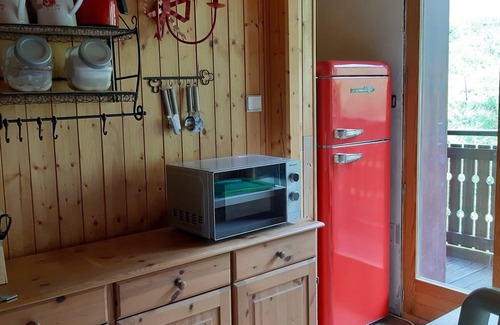Chatel Ski Chalet | 3-star chalet at the foot of the Petit Chatel chairlift: sleeps 8
