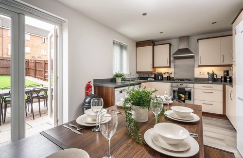 Liverpool House | 3-Storey | Balcony | Patio + Garden | Parking