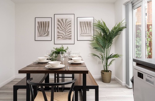 Liverpool House | 3-Storey | Balcony | Patio + Garden | Parking