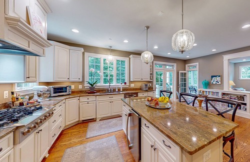 West Annapolis House | 3-story home near river with patio, firepit, Ping-Pong, grill and wood fireplace