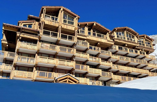 Val-d'Isere Apartment | 3 treated and sunny rooms in quiet residence, amazing mountain view