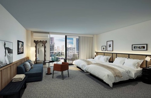 Diamond Head - Kapahulu - St. Louis Hotel | 3 Units, Luxe Connecting Suite with Lanais and Sleeper Sofa, Romer House Waikiki