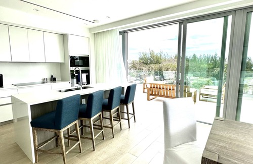 Nassau Condo | 30 day rental, corner unit, water & golf course views, resort beach and pool