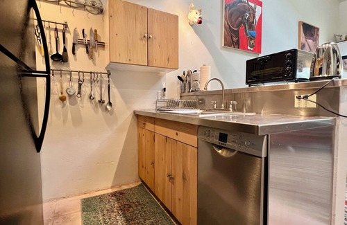 Telluride Condo | 30 Ngt. Minimum, In Telluride, Penthouse 830 sf. 1 BR + Large Loft, Lift Close.