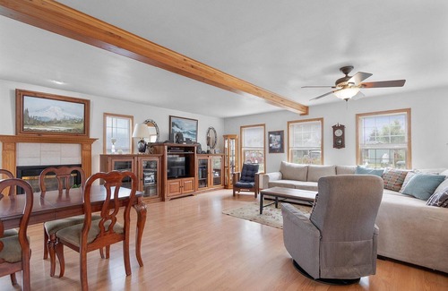 Ocean Park House | 30 NIGHT MINIMUM, near beach, Pets, yard w/play set (AllInn)