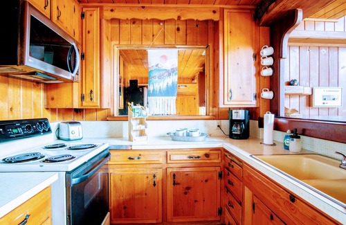 Ponderosa House | 30% OFF 7200 ft Sequoian - Large Family, Trail of 100 Giant, Sequoias, Rivers