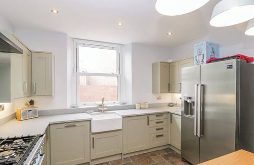 Watchet Cottage | 30 WEST STREET, pet friendly, character holiday cottage in Watchet
