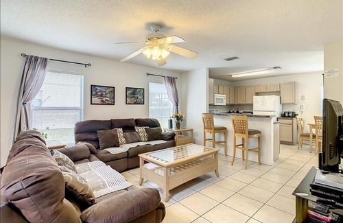 Haines City House | 300 Kokomo Loop House