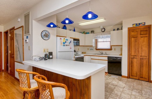 South Nags Head House | 300 - Ocean-Side South Nags Head Rental 3rd Home from Ocean!