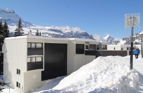 Flaine Apartment | 300m from ski slopes, 2nd floor, view ski slopes, balcony, tv, ski locker, 25m², Flaine