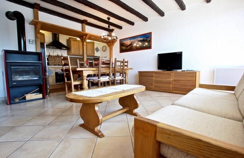 Chamrousse Apartment | 300m from ski slopes, 4th floor, balcony, tv, 55m², Chamrousse