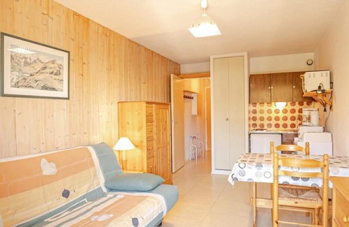 Aussois Apartment | 300m from ski slopes, Ground floor, balcony, tv, ski locker, 21m², Aussois