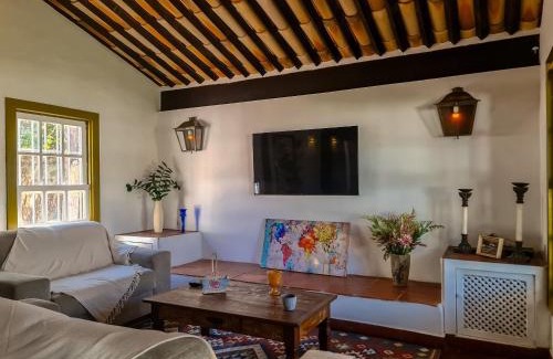 Porto Belo House | 300m to Manguinhos Beach - BBQ + Air Conditioning