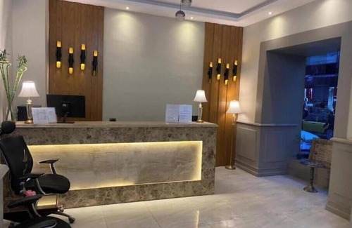 Muharam Bik Apartment | 304 Golden Hoster Downtown