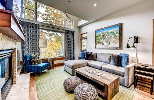 Edwards Apartment | 306 Aspenwood Lodge