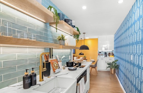 Waikiki Condo | 30th Fl Luxury Ocean & Waikiki view + Free Parking
