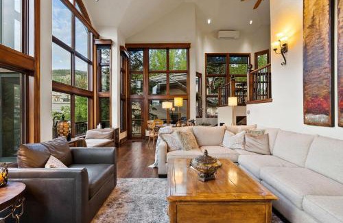 Cordillera House | 31 Red Spruce
