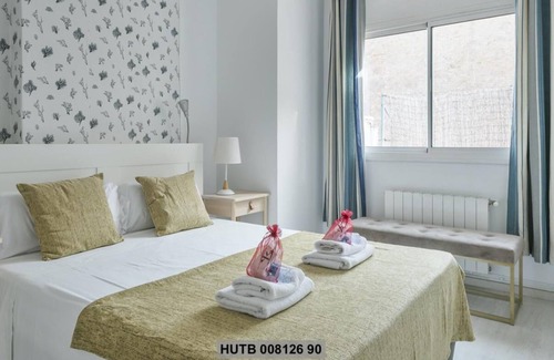 El Camp de l'Arpa del Clot Apartment | 31. Rogent Apartment