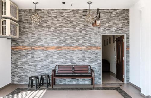 George Town House | 3133 Heritage Home