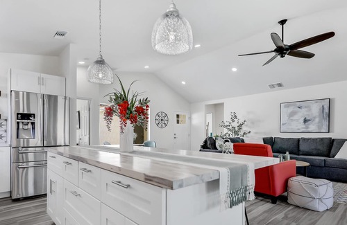 La Quinta Cove Boat Rental | 315LQ La Quinta Cove pool home with amazing mountain views