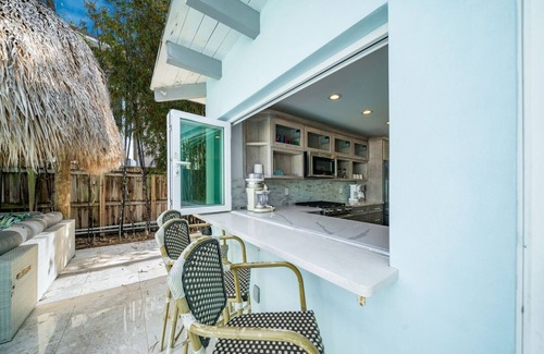 Lighthouse Point House | 3211 Managed by Brampton Park
