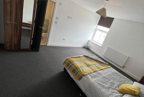 Hull House | 329 Hedon - Grey House