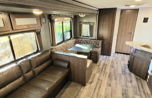Fort Walton Beach House | 32ft RV with private outdoor area, short drive to the beach