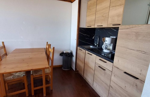 Besse-et-Saint-Anastaise Apartment | .336p