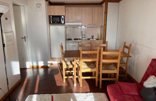 Besse-et-Saint-Anastaise Apartment | .336p