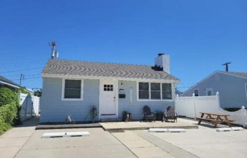 Brigantine House | 33rd St Unit A 2BR Beach Home Hideaway Parking