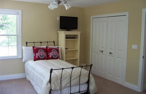 Lakeside Cottage | 343 Oak Ave in Lakeside