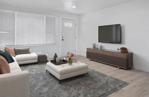Lockwood House | 3540 Wapato Avenue