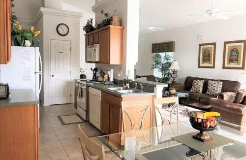 Four Corners House | 35M Home