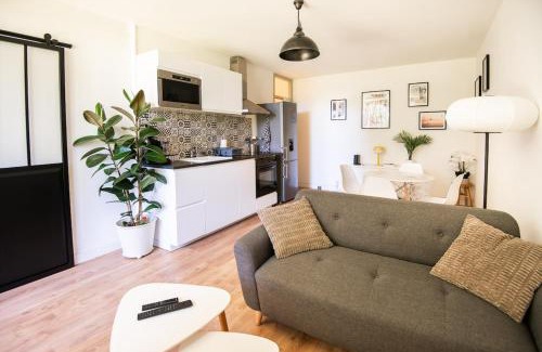 La Celle-sous-Gouzon Apartment | 36 m2 2-room apartment, parking, fiber internet, near metro, Literie Bultex