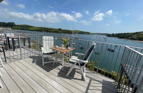 Salcombe House | 36 The Salcombe